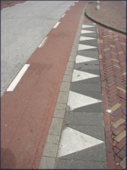 Fahrradweg (rot)